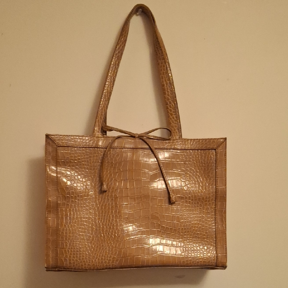 Liz Claiborne Tan Croc-Embossed Tote
